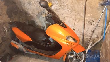 mbk skyliner Yamaha majesty 125