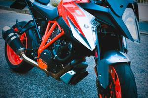 KTM 1290 SUPER DUKE GT 