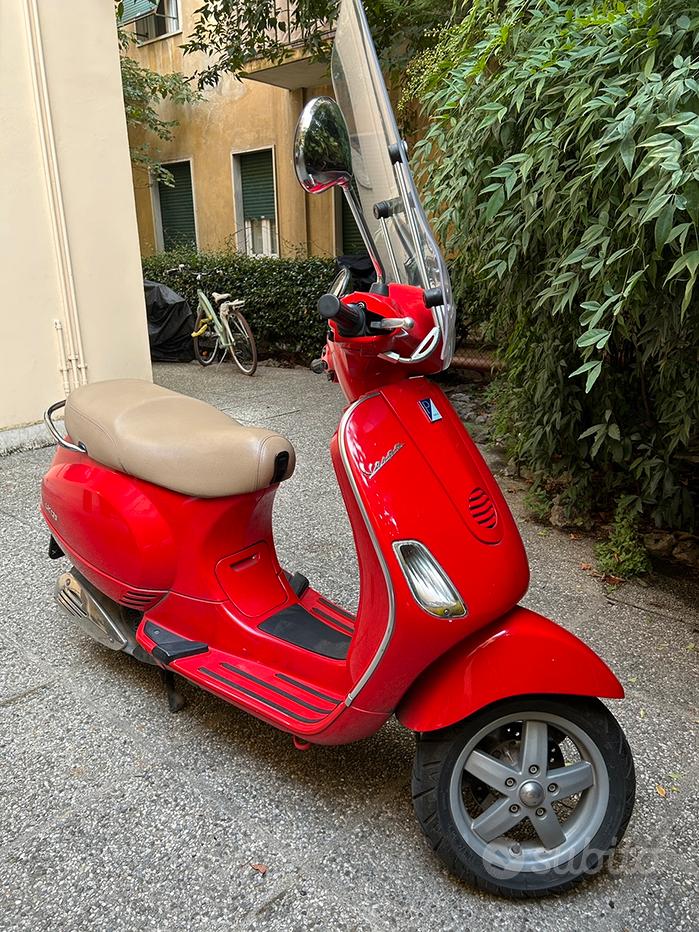 Vespa 125 Et3 Vespa Rossa Usata 125 Primavera Et3 Vespa 125 Rossa