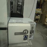 Sterilizzatore per strumenti