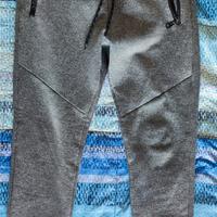 tuta invernale grigia