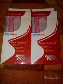 Due braccialetti smart