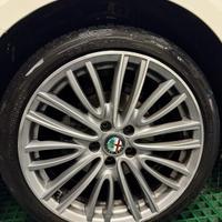Cerchi originali da 18 alfa romeo