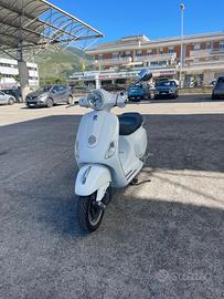 Vespa 125 lx