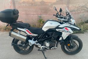 Benelli trk 502 x