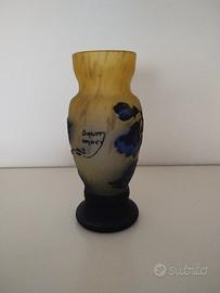 vasetto cameo in stile art nouveau Daum Nancy