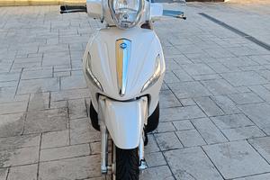 Piaggio Beverly 300ie, 2018.