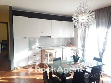 PASTORELLO DI LANGHIRNO (PR) - BILOCALE CON TERRAZ