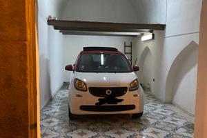 Locale commerciale box