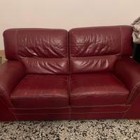 Coppia di Divani in Pelle Bordeaux