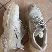 balenciaga triple s