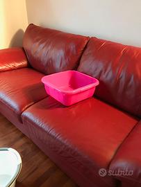 Divano letto di pelle rosso