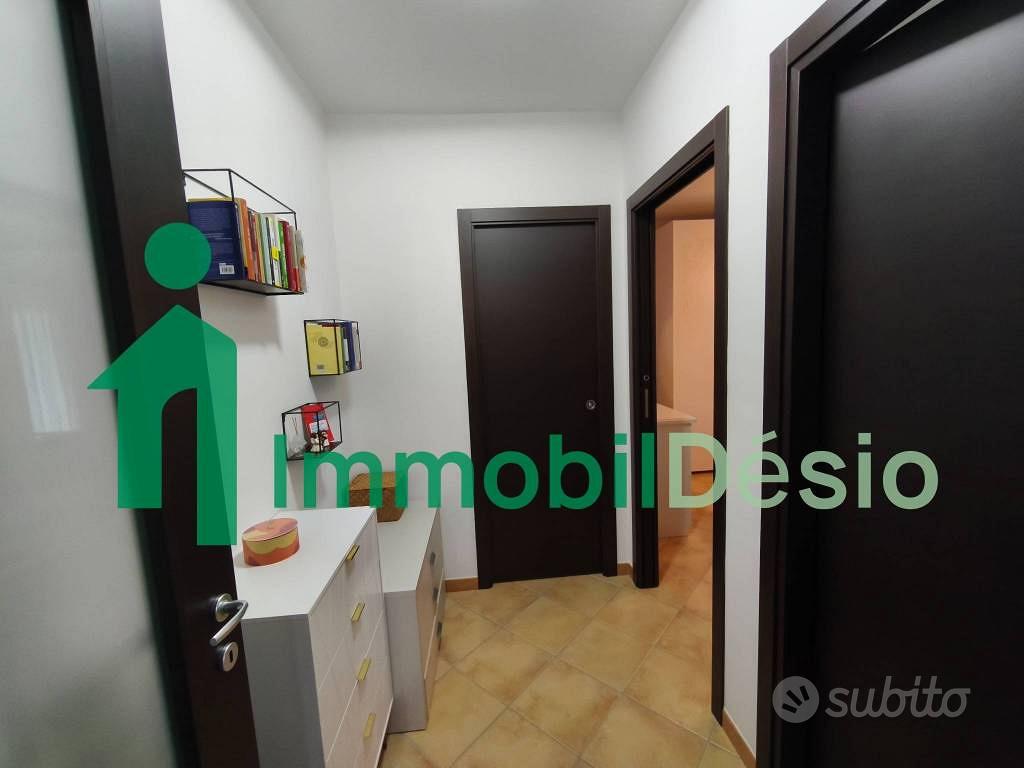 Appartamento di 91 m² con 5 locali e box auto a Ti - Altro
