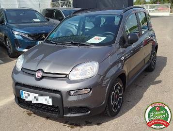 FIAT Panda 1.0 Hybrid City Life U CONNECT 7"