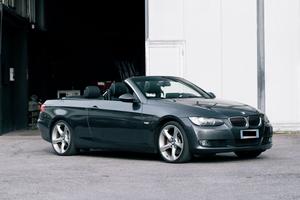 BMW Serie 3 325i 6 cilindri Manule Cabrio Benzina