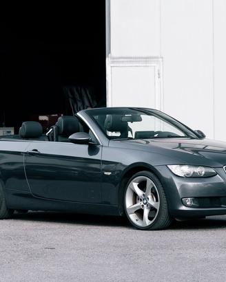 BMW Serie 3 325i 6 cilindri Manule Cabrio Benzina