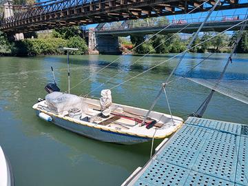 Boston Whaler 13