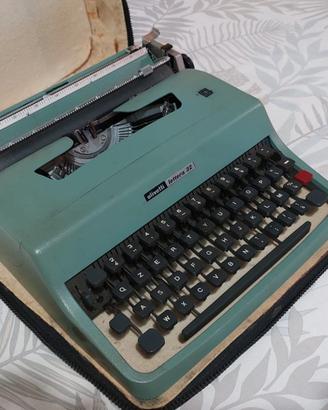 Olivetti LETTERA 32 con custodia originale