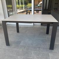 Tavolo dorian connubia calligaris