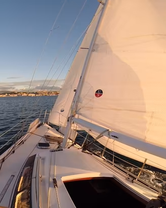 Barca a Vela Comet 770