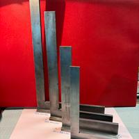 Squadre a cappello in acciaio