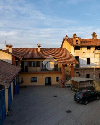 CASA SEMINDIPENDENTE A VERZUOLO