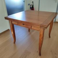 Tavolo in legno
