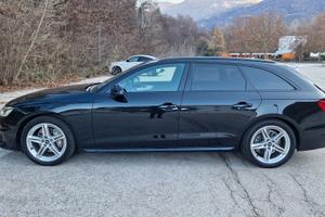 AUDI A4 Avant 2.0 - 40 TFSI QUATTRO - S TRONIC