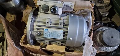 2 Motori Elettrici 0.75kW