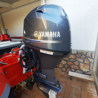 Gommone chiglia vtr motore carrello