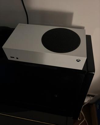 Xbox serie S + 2 controller