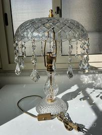 lume  stile classico con gocce di cristallo