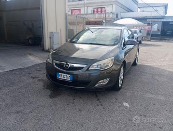 Opel Astra Cosmo 2010