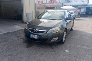 Opel Astra Cosmo 2010