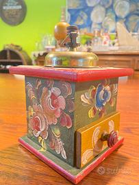 Macina caffè pepe dipinto a mano origine Carnia