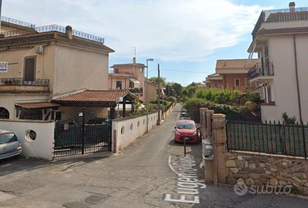 Marino Bilocale Con Balcone e Posto Auto