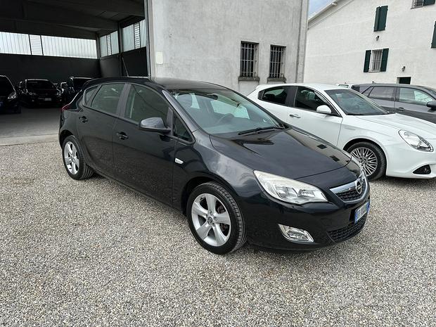 Opel Astra 1.4 benzina