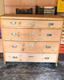 Cassettone in Abete Tirolese