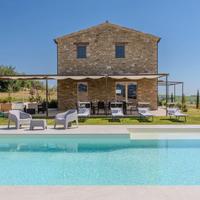 Villa Leo 3 notti a Capodanno max 12 persone