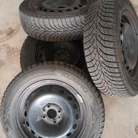 gomme neve con cerchi 