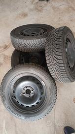 gomme neve con cerchi 