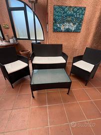 Set divano + poltrone + tavolino da esterno
