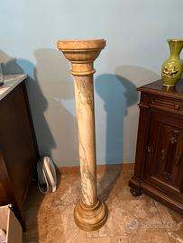 Colonna antica im marmo non spedisco