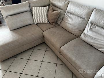 Divano letto angolare “Poltrone & Sofa’”