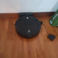 robot aspirapolvere e lavapavimenti