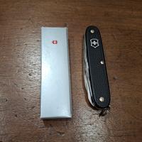 Victorinox Farmer Black