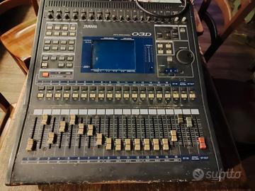 mixer audio Yamaha 03D