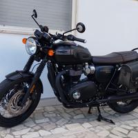 Triumph Bonneville T120 black