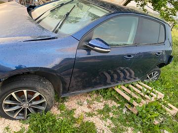 Porte sportelli golf 6