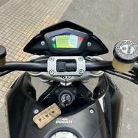 Ducati Hypermotard 1100s